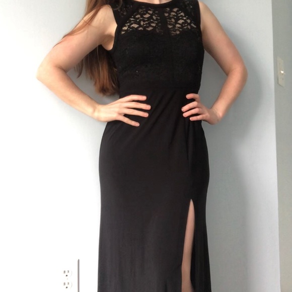 Black long formal evening gown with slit 4P - Picture 3 of 8